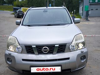 2010 Nissan X-Trail II, серебристый, 1050000 рублей, вид 2