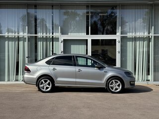 2019 Volkswagen Polo V Рестайлинг, серебристый, 1120000 рублей, вид 4