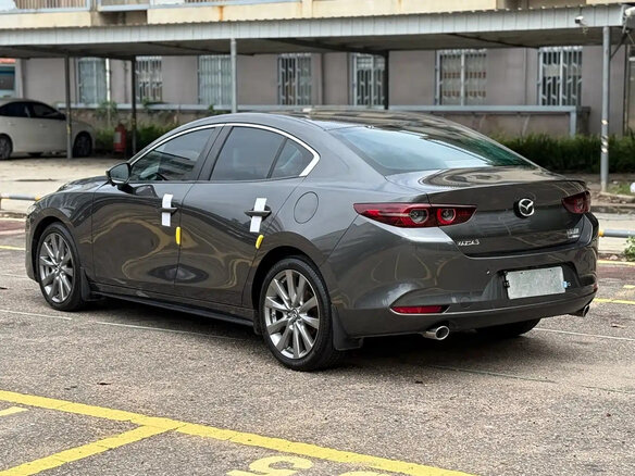 2023 Mazda 3 Axela IV (BP), серый - вид 3