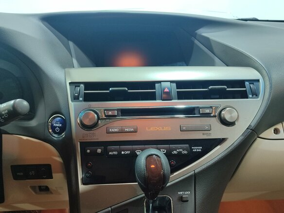2012 Lexus RX 450h III Рестайлинг, белый, 2950000 рублей - вид 14
