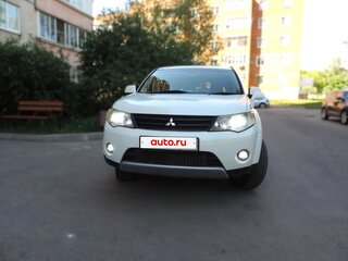 2006 Mitsubishi Outlander II, белый, 850000 рублей, вид 2