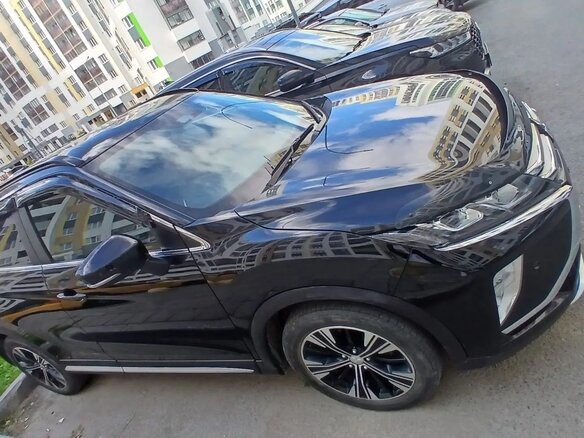 2020 Mitsubishi Eclipse Cross I, чёрный, 2000000 рублей - вид 1