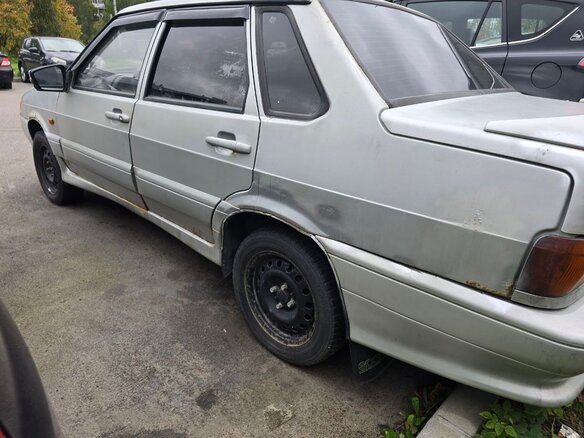 2004 Lada (ВАЗ) 2115, белый, 82000 рублей - вид 7