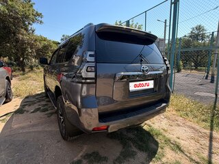 2021 Toyota Land Cruiser Prado 150 Series Рестайлинг 3, серый, 6400000 рублей, вид 3