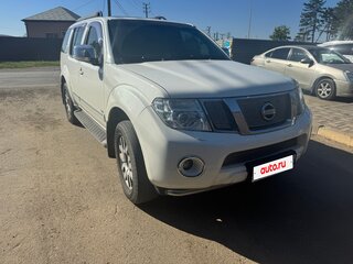 2011 Nissan Pathfinder III Рестайлинг, белый, 1600000 рублей, вид 2