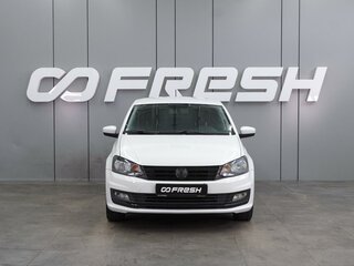 2017 Volkswagen Polo V Рестайлинг, белый, 999000 рублей, вид 3