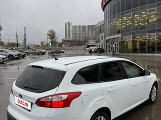 2013 Ford Focus III, белый, 495000 рублей, вид 4