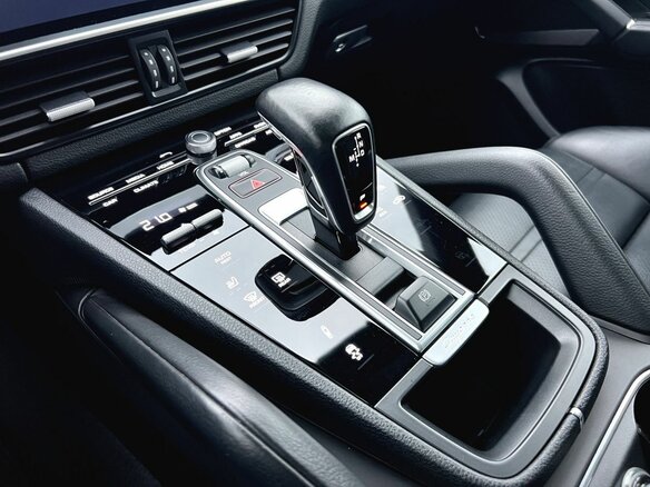 2019 Porsche Cayenne Coupé III, чёрный, 6650000 рублей - вид 29