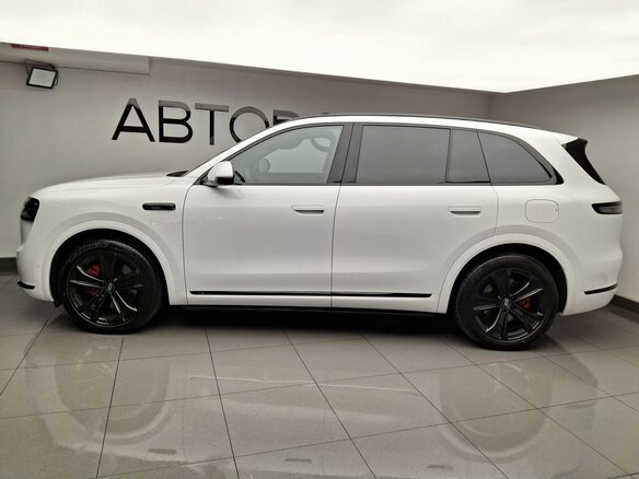2026 Aito M7 53.4 kWh II, белый, 9990000 рублей - вид 2