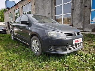 2013 Volkswagen Polo V, серый, 410000 рублей, вид 2