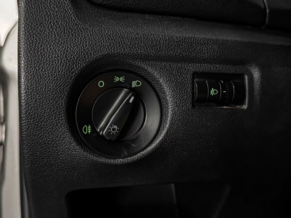 2008 Skoda Fabia II, золотистый - вид 9