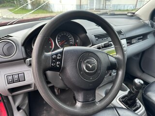 2003 Mazda 2 I (DY), красный, 155000 рублей, вид 5