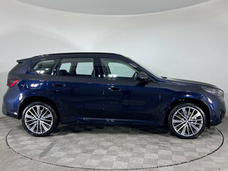 2026 BMW X1 Long 25Li xDrive III (U11/U12), чёрный, 5850000 рублей, вид 4
