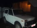 2014 Lada (ВАЗ) 2121 (4x4) I Рестайлинг, белый, 460000 рублей - вид 3