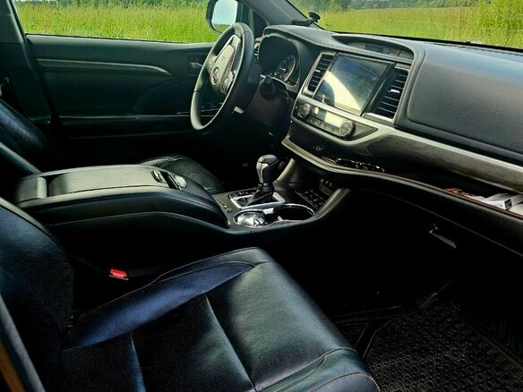 2018 Toyota Highlander III (XU50) Рестайлинг, чёрный, 3700000 рублей - вид 9