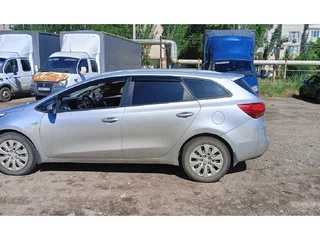 2016 Kia Ceed II Рестайлинг, серебристый, 900000 рублей, вид 4