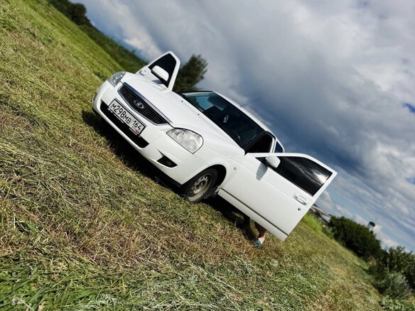 2016 Lada (ВАЗ) Priora I Рестайлинг, белый, 660000 рублей - вид 10