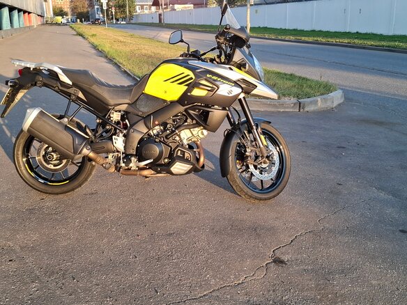 2020 Suzuki V-Strom 1000, жёлтый, 850000 рублей - вид 3