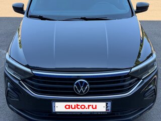 2022 Volkswagen Polo VI, чёрный, 2200000 рублей, вид 1