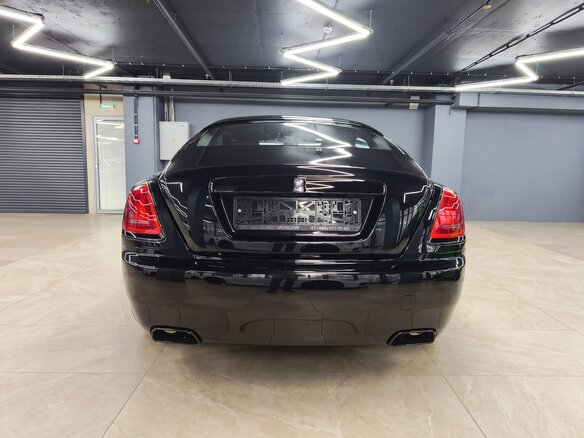 2016 Rolls-Royce Wraith Black Badge, чёрный, 27900000 рублей - вид 2