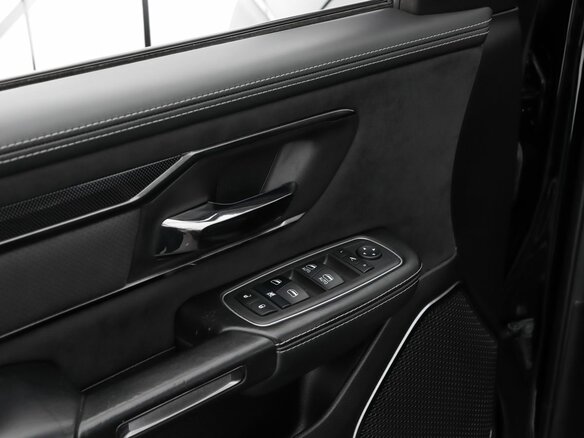 2021 Ram 1500 Crew Cab TRX V, чёрный - вид 17