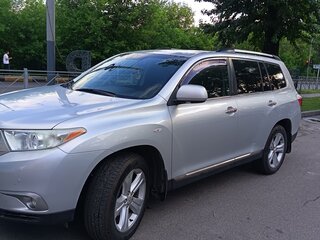 2012 Toyota Highlander II (XU40) Рестайлинг, серебристый, 1670000 рублей, вид 5