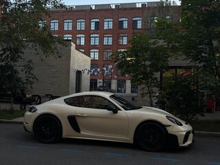 2017 Porsche Cayman III 718 (982), серый, 6500000 рублей, вид 4