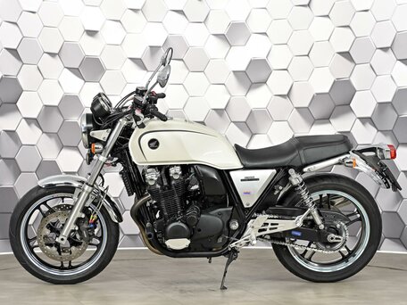2013 Honda CB 1100, белый, 627000 рублей, вид 4