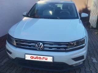 2017 Volkswagen Tiguan II, белый, 2250000 рублей, вид 2