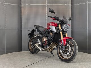2021 Honda CB 650R, красный, 977000 рублей, вид 2
