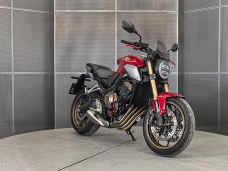2021 Honda CB 650R, красный, 977000 рублей, вид 2