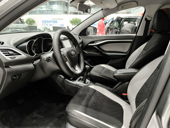 2018 Lada (ВАЗ) Vesta Cross I, серый, 820000 рублей - вид 15