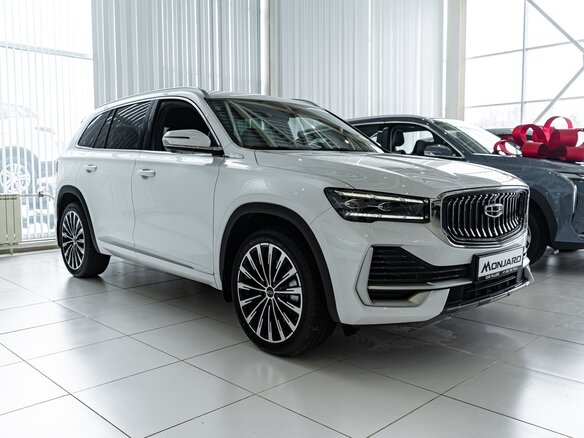 2026 Geely Monjaro I, белый - вид 2