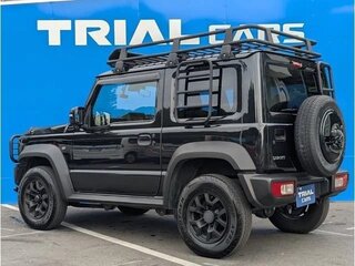 2022 Suzuki Jimny Sierra IV, чёрный, 1765000 рублей, вид 3