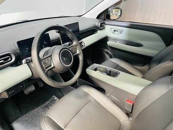 2024 Wuling Binguo 37.9 kWh, белый - вид 14