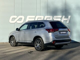 2016 Mitsubishi Outlander III Рестайлинг 2, серебристый, 2449000 рублей, вид 2