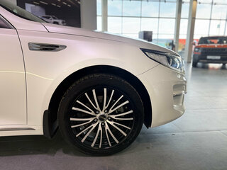 2016 Kia Optima IV, белый, 1699000 рублей, вид 4