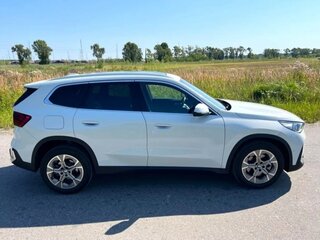 2023 BMW X1 Long 20Li sDrive III (U11/U12), белый, 3015000 рублей, вид 5