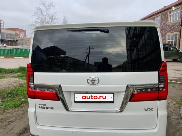 2021 Toyota HiAce H300, белый - вид 2