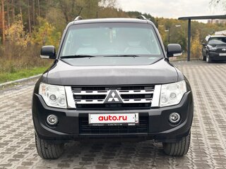 2013 Mitsubishi Pajero IV Рестайлинг 1, чёрный, 2500000 рублей, вид 2