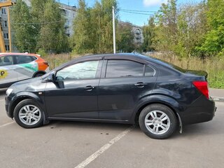 2014 Chevrolet Aveo II, чёрный, 600000 рублей, вид 5