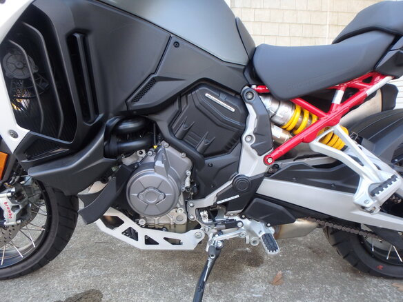 2022 Ducati Multistrada V4, чёрный, 2200000 рублей - вид 10