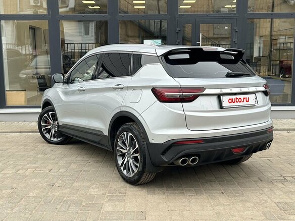 2021 Geely Coolray I, серебристый, 1690000 рублей - вид 3