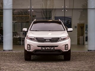 2019 Kia Sorento II Рестайлинг, белый, 1855000 рублей, вид 2
