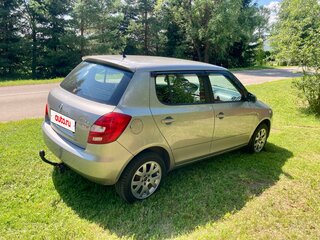 2012 Skoda Fabia II Рестайлинг, бежевый, 620000 рублей, вид 2