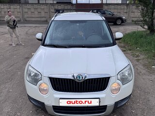2013 Skoda Yeti I, белый, 650000 рублей, вид 2