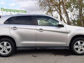 2014 Mitsubishi ASX I Рестайлинг, серебристый, 980000 рублей, вид 5