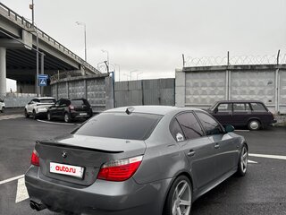 2004 BMW 5 серии 525i V (E60/E61), серый, 1200000 рублей, вид 4