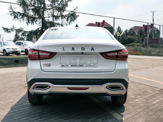 2026 Lada (ВАЗ) Vesta Cross I Рестайлинг (NG), белый, 1817000 рублей, вид 4