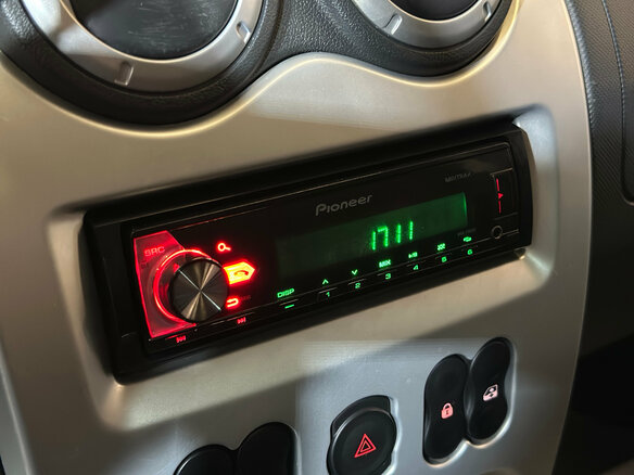 2013 Renault Sandero Stepway I, коричневый, 575000 рублей - вид 11
